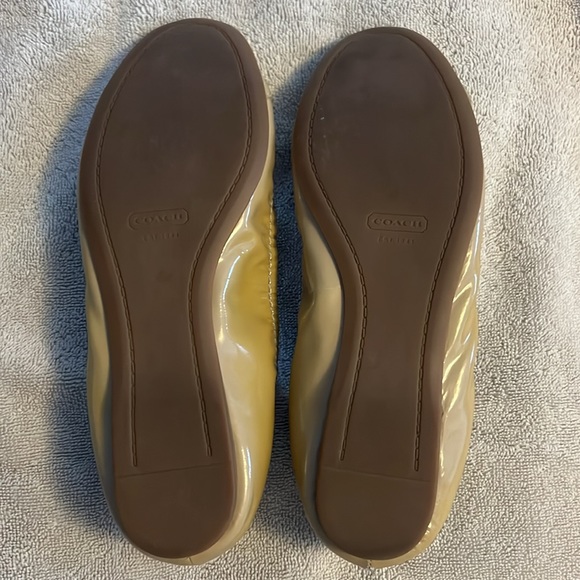 Coach Flats - Picture 5 of 6